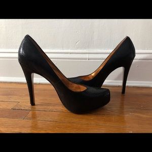 Women’s BCBG Black Snakeskin Platform Pumps